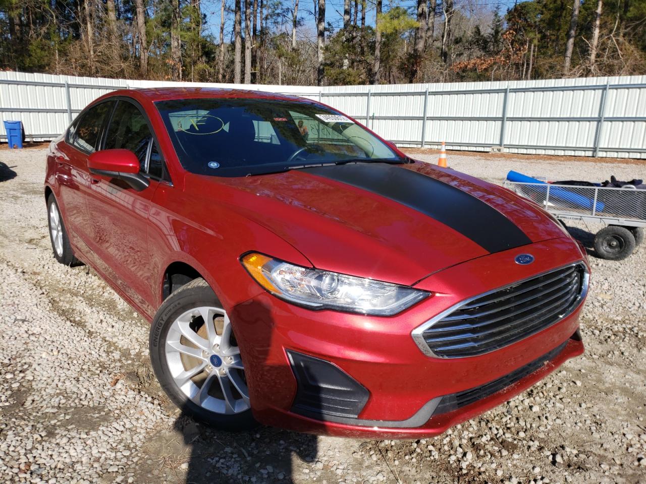 FORD FUSION SE 2020 with VIN 3FA6P0HD1LR102818 - Photo from auction