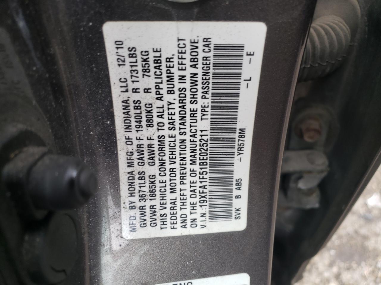 Photo 10 from auction – 2011 HONDA CIVIC LX with VIN 19XFA1F51BE025211