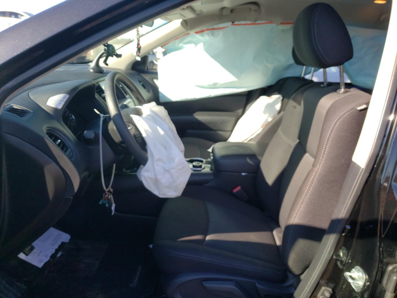 Photo 5 from auction – 2020 NISSAN PATHFINDER with VIN 5N1DR2AM7LC645571