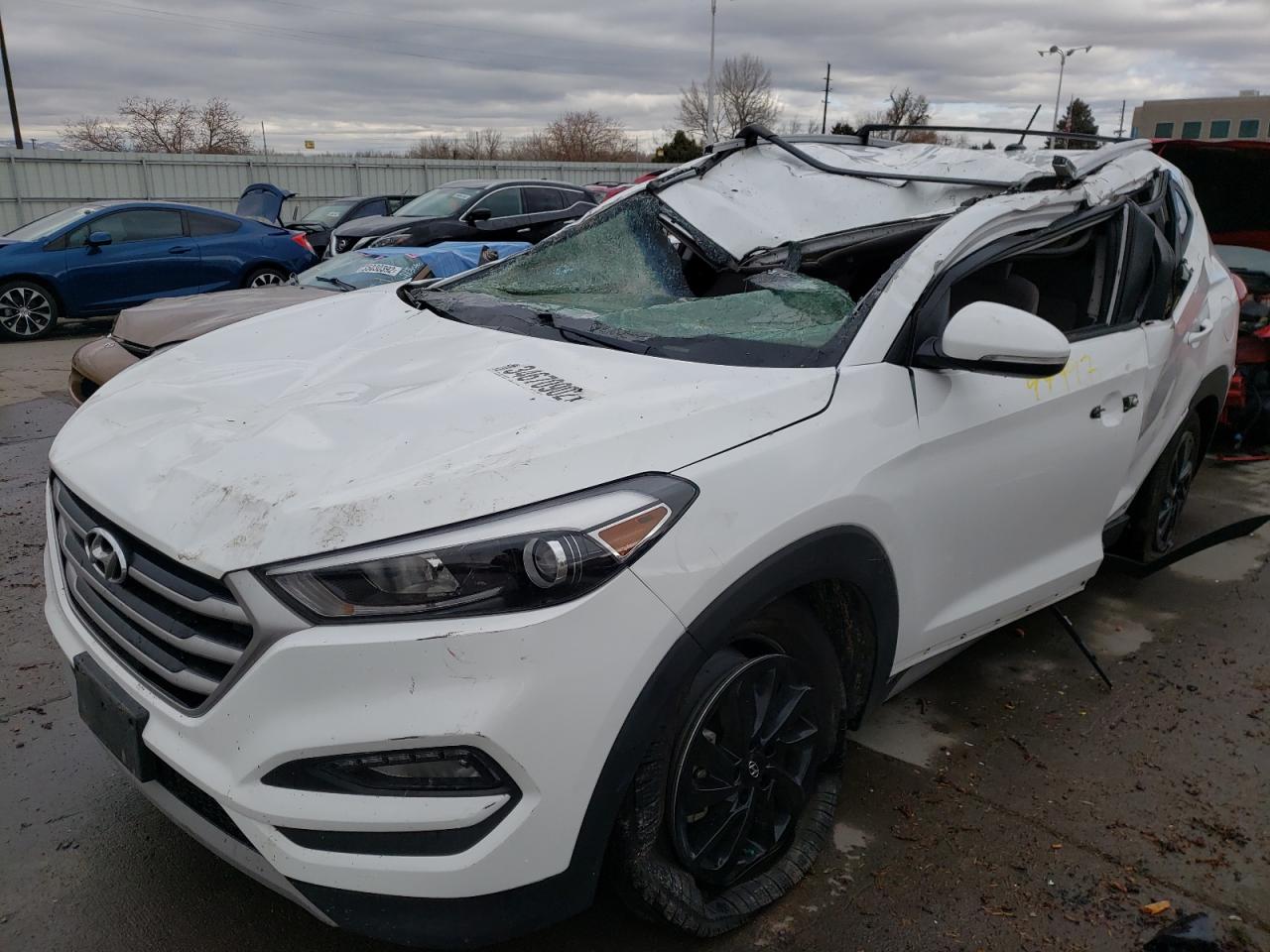 Photo 2 from auction – 2017 HYUNDAI TUCSON LIM with VIN KM8J3CA28HU506866