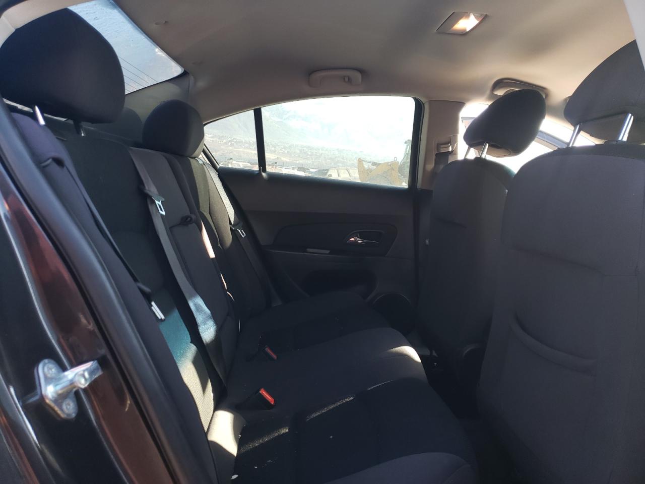 Photo 6 from auction – 2014 CHEVROLET CRUZE LT with VIN 1G1PC5SB9E7103717