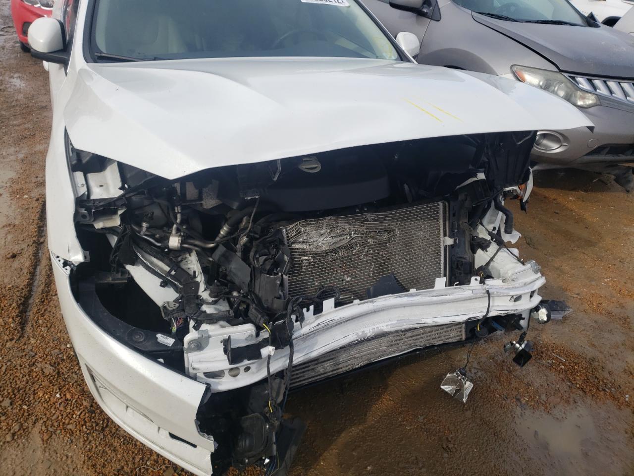 Photo 9 from auction – 2015 VOLVO S60 PREMIE with VIN YV140MFB4F1315768
