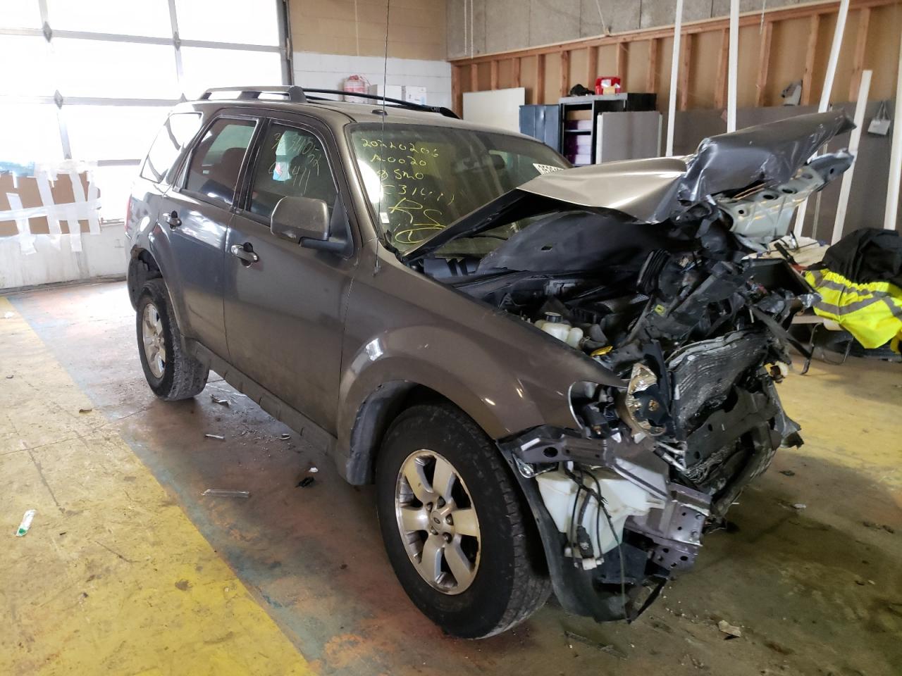 Photo 9 from auction – 2009 FORD ESCAPE LIM with VIN 1FMCU04G49KC31411