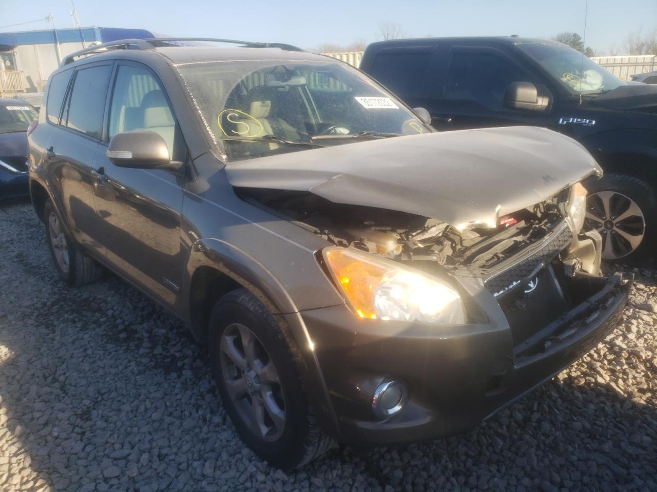 TOYOTA RAV4 LIMIT 2012 with VIN JTMYF4DV4C5047182 - Photo from auction