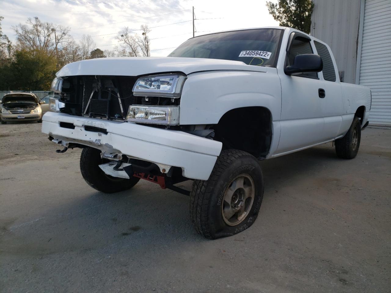 Photo 2 from auction – 2006 CHEVROLET SILVERADO with VIN 1GCEK19Z66Z152473