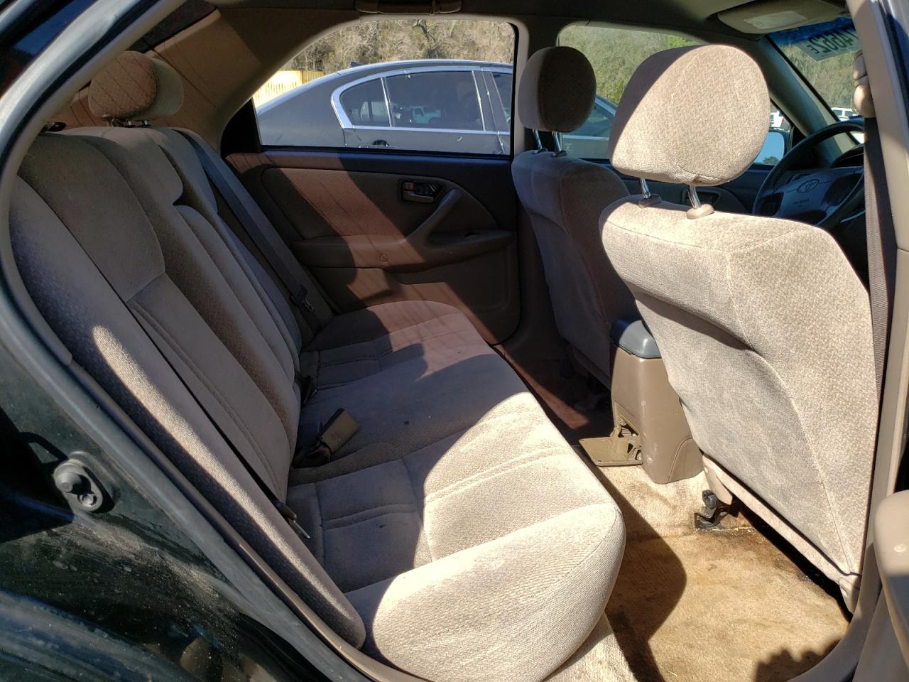 Photo 6 from auction – 2000 TOYOTA CAMRY LE with VIN 4T1BF28K1YU934970