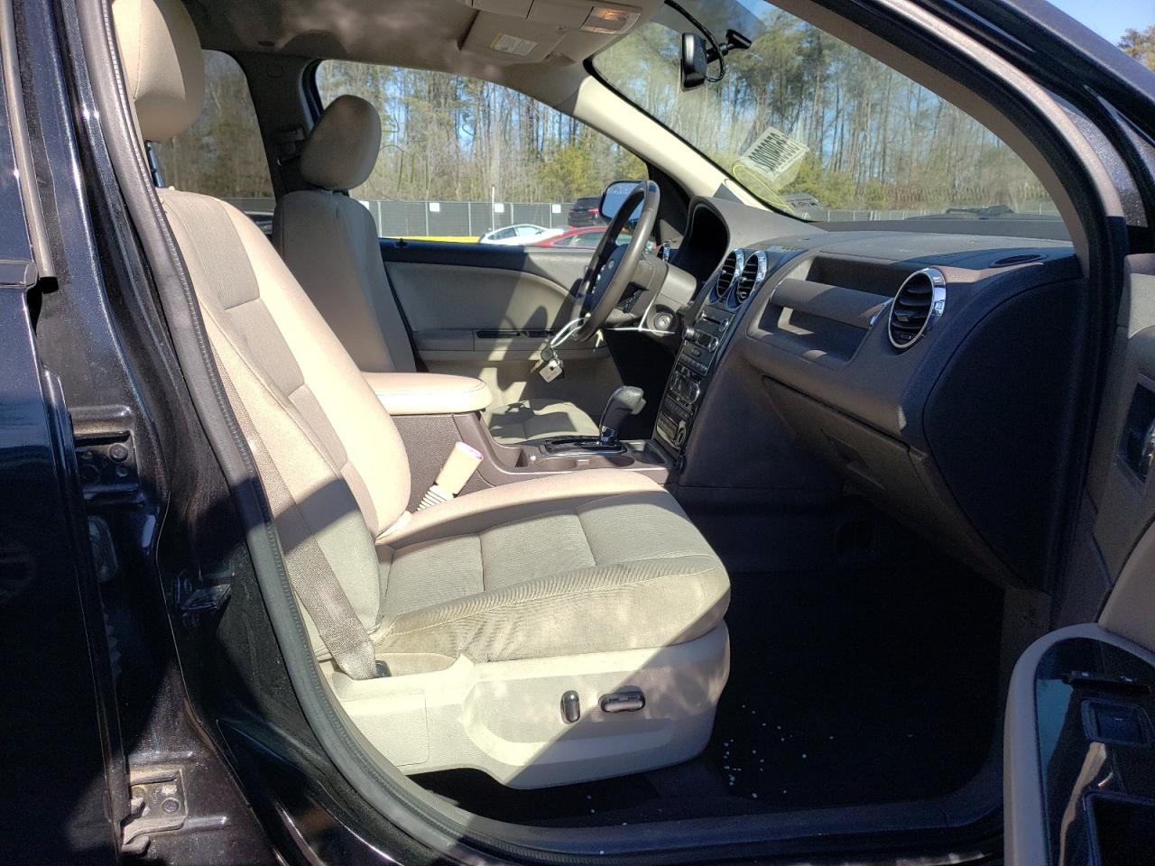 Photo 5 from auction – 2009 FORD TAURUS X S with VIN 1FMDK02W89GA04407