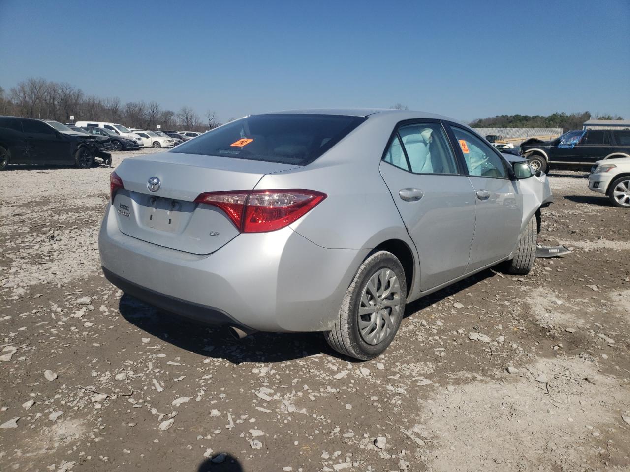 Photo 4 from auction – 2018 TOYOTA COROLLA L with VIN 2T1BURHE1JC120544