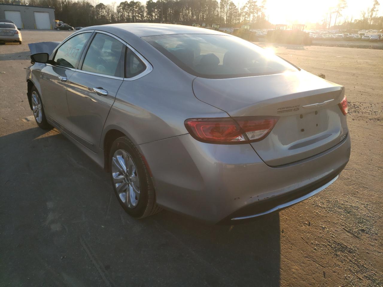 Photo 3 from auction – 2015 CHRYSLER 200 LIMITE with VIN 1C3CCCAB9FN573209