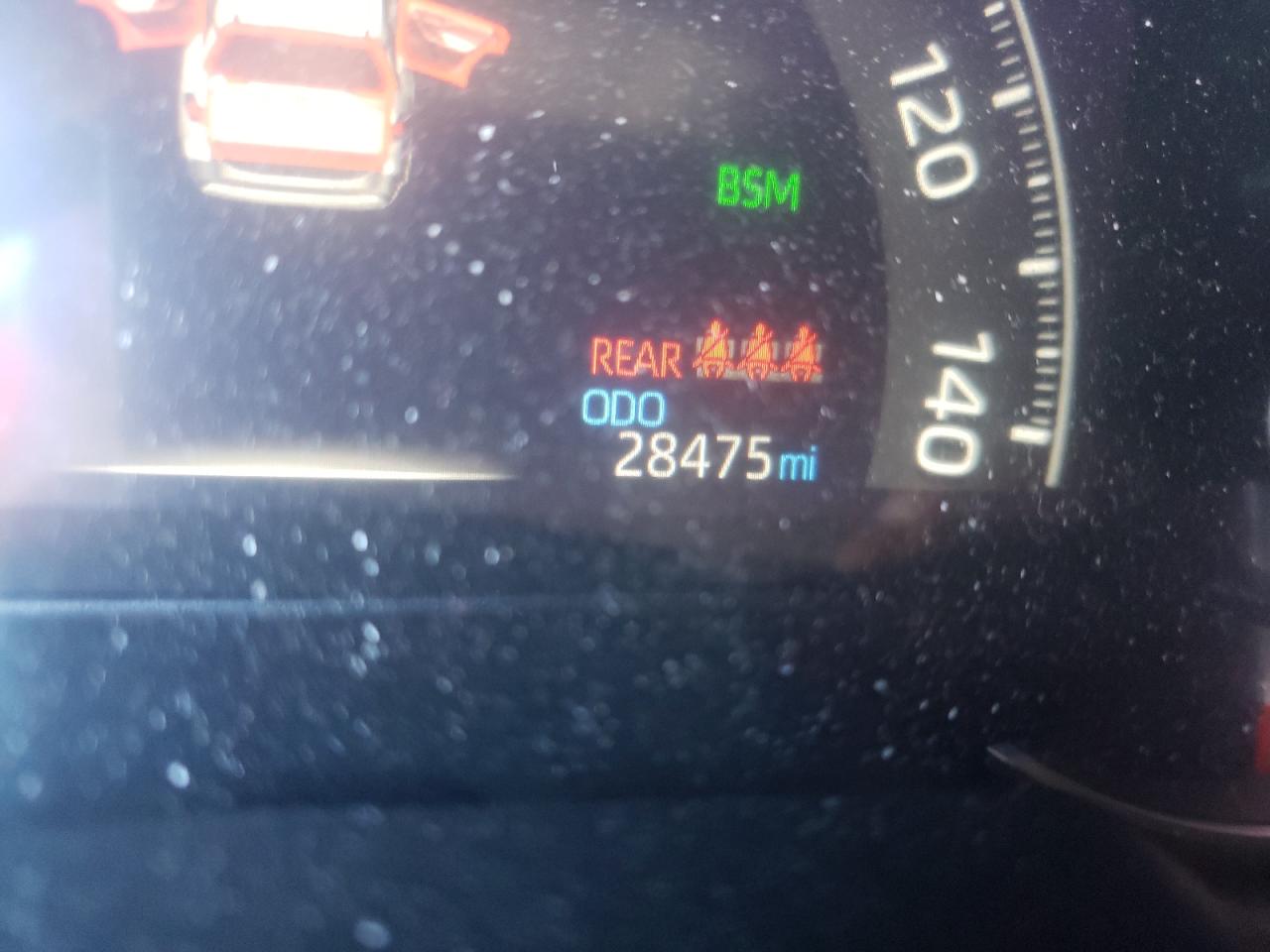 Photo 8 from auction – 2019 TOYOTA RAV4 LIMIT with VIN 2T3N1RFV5KW040745