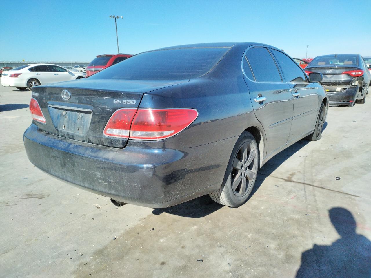 Photo 4 from auction – 2005 LEXUS ES 330 with VIN JTHBA30G155094435