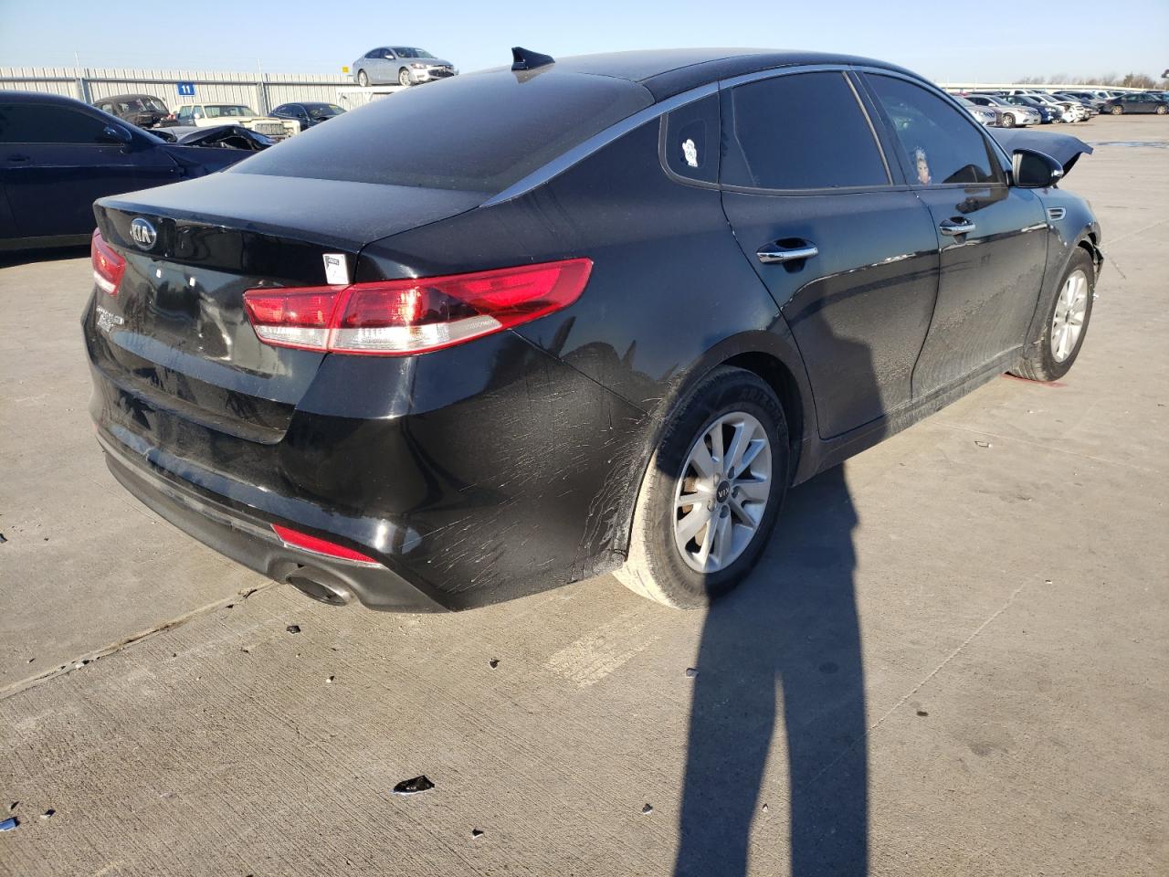Photo 4 from auction – 2016 KIA OPTIMA LX with VIN 5XXGT4L31GG106422