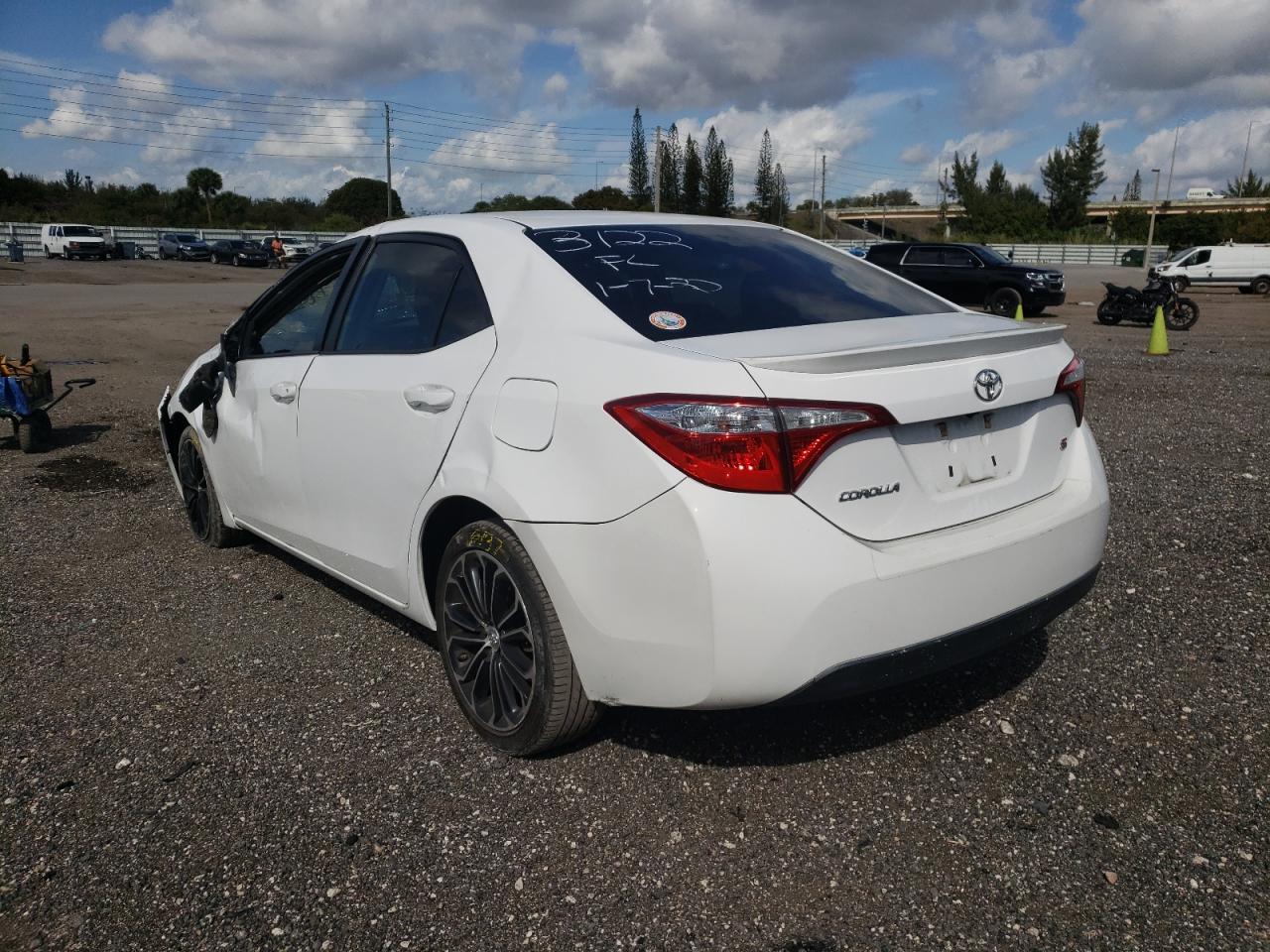 Photo 3 from auction – 2016 TOYOTA COROLLA L with VIN 2T1BURHE3GC573122