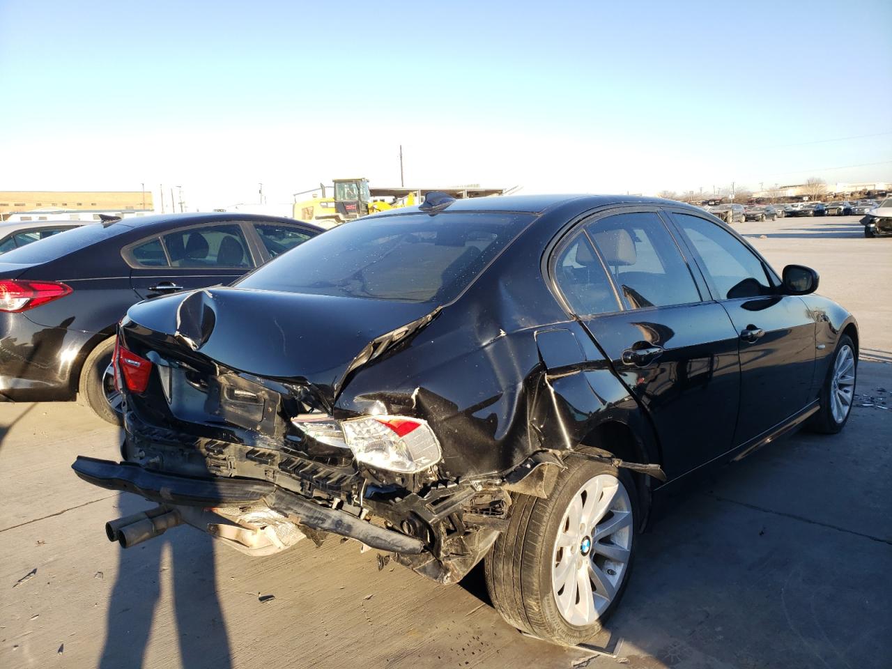 Photo 4 from auction – 2011 BMW 328 I with VIN WBAPH7C5XBE680371