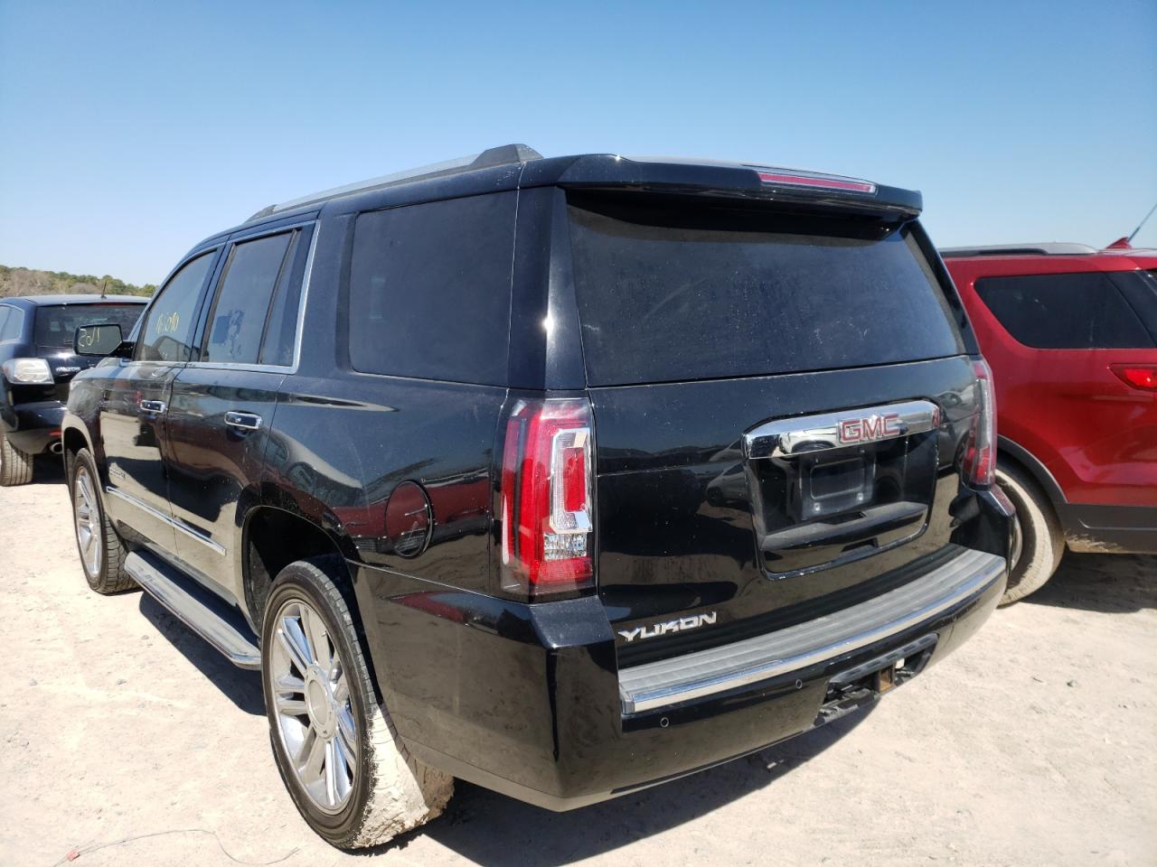 Photo 3 from auction – 2015 GMC YUKON DENA with VIN 1GKS2CKJ8FR147301
