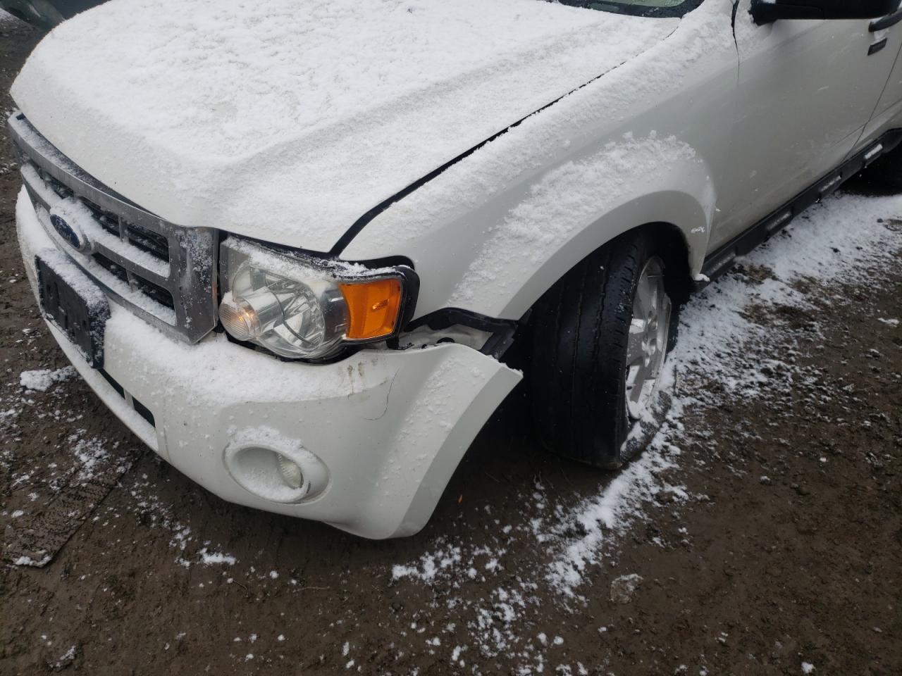 Photo 9 from auction – 2011 FORD ESCAPE XLT with VIN 1FMCU9DG8BKA54940