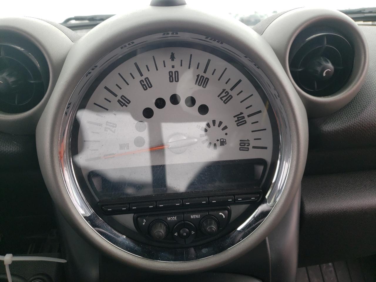 Photo 10 from auction – 2011 MINI COOPER S C with VIN WMWZC5C51BWL54061