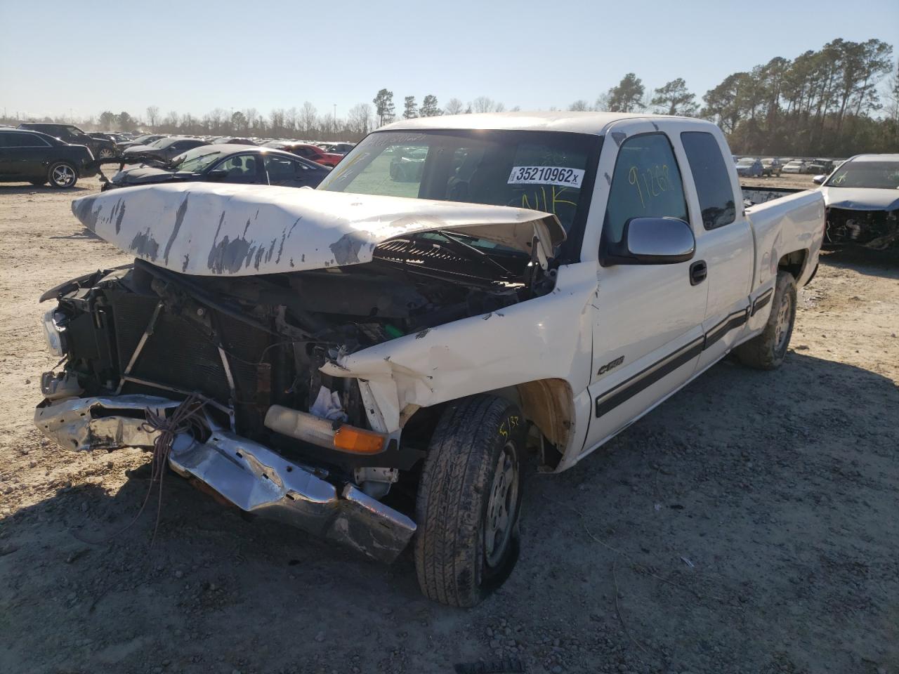 Photo 2 from auction – 2001 CHEVROLET SILVERADO with VIN 2GCEC19T911100183
