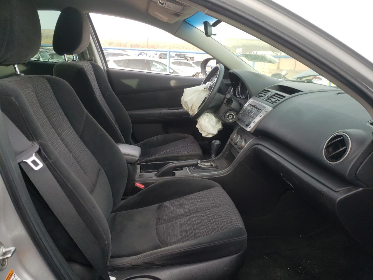 Photo 5 from auction – 2009 MAZDA 6 I with VIN 1YVHP81AX95M34991