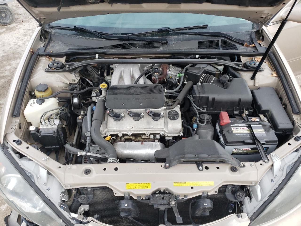 Photo 7 from auction – 2002 TOYOTA CAMRY LE with VIN 4T1BF30K92U010348