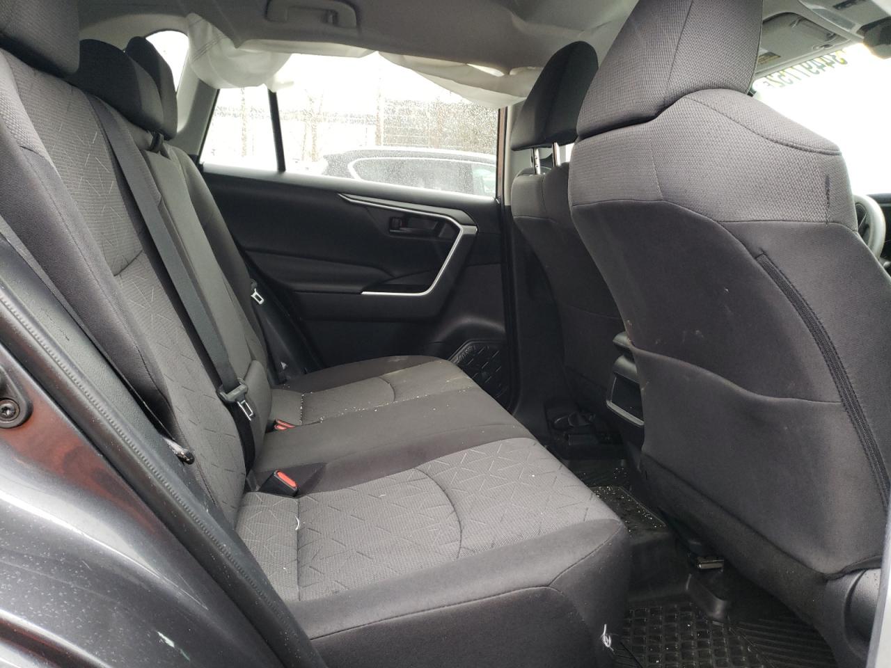 Photo 6 from auction – 2021 TOYOTA RAV4 LE with VIN 2T3B1RFV3MW169640