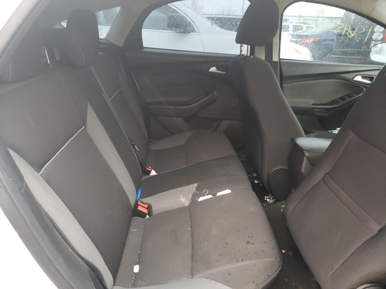 Photo 6 from auction – 2013 FORD FOCUS SE with VIN 1FADP3K25DL251359