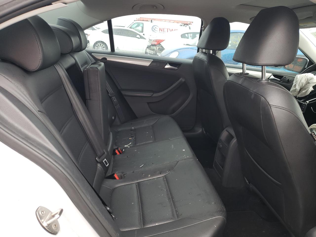 Photo 6 from auction – 2017 VOLKSWAGEN JETTA SE with VIN 3VWDB7AJ7HM362800