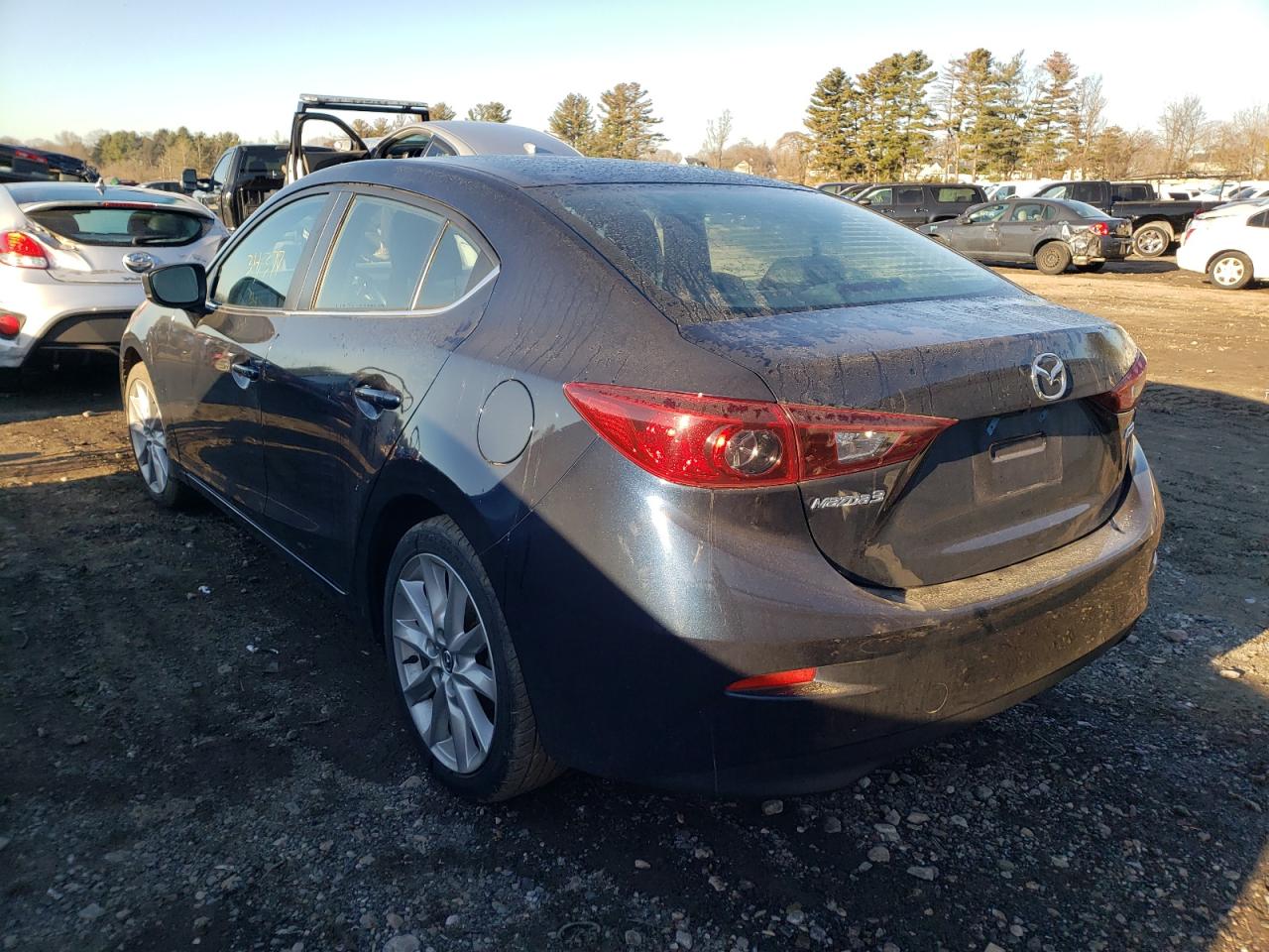 Photo 3 from auction – 2017 MAZDA 3 TOURING with VIN 3MZBN1V78HM148926