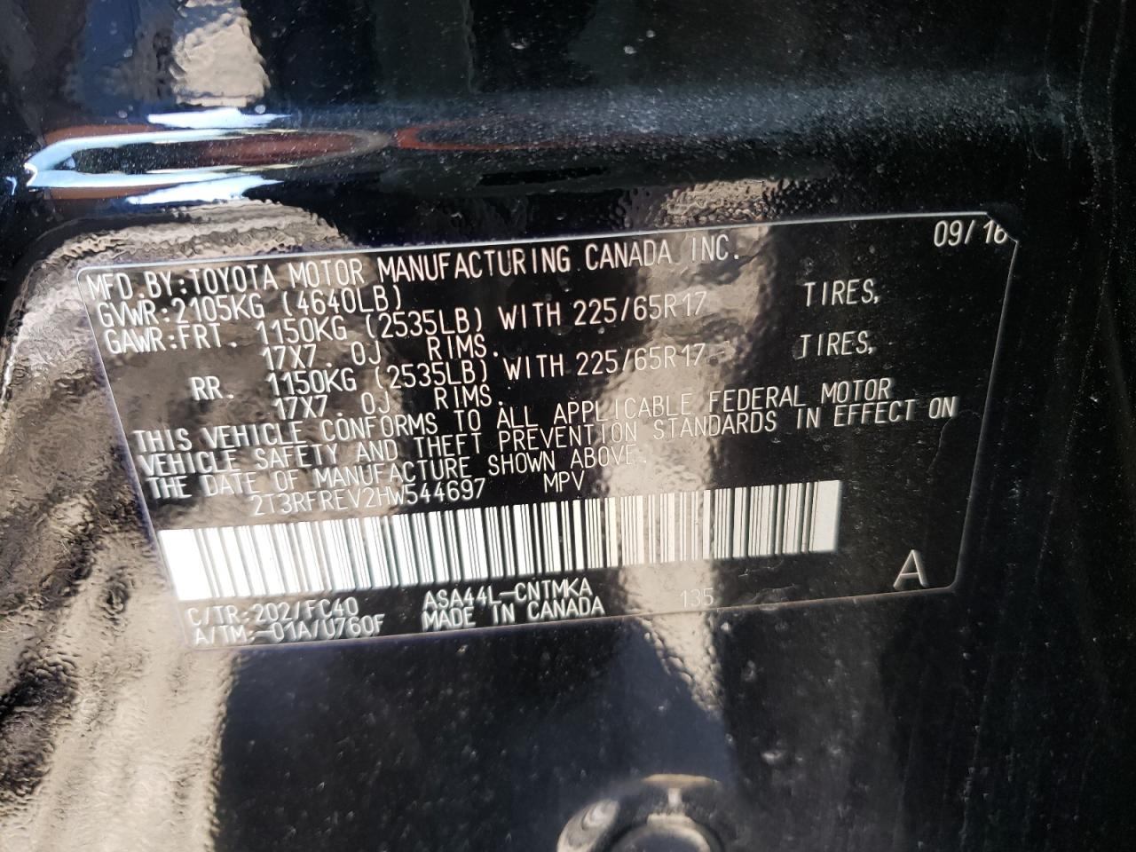 Photo 10 from auction – 2017 TOYOTA RAV4 XLE with VIN 2T3RFREV2HW544697