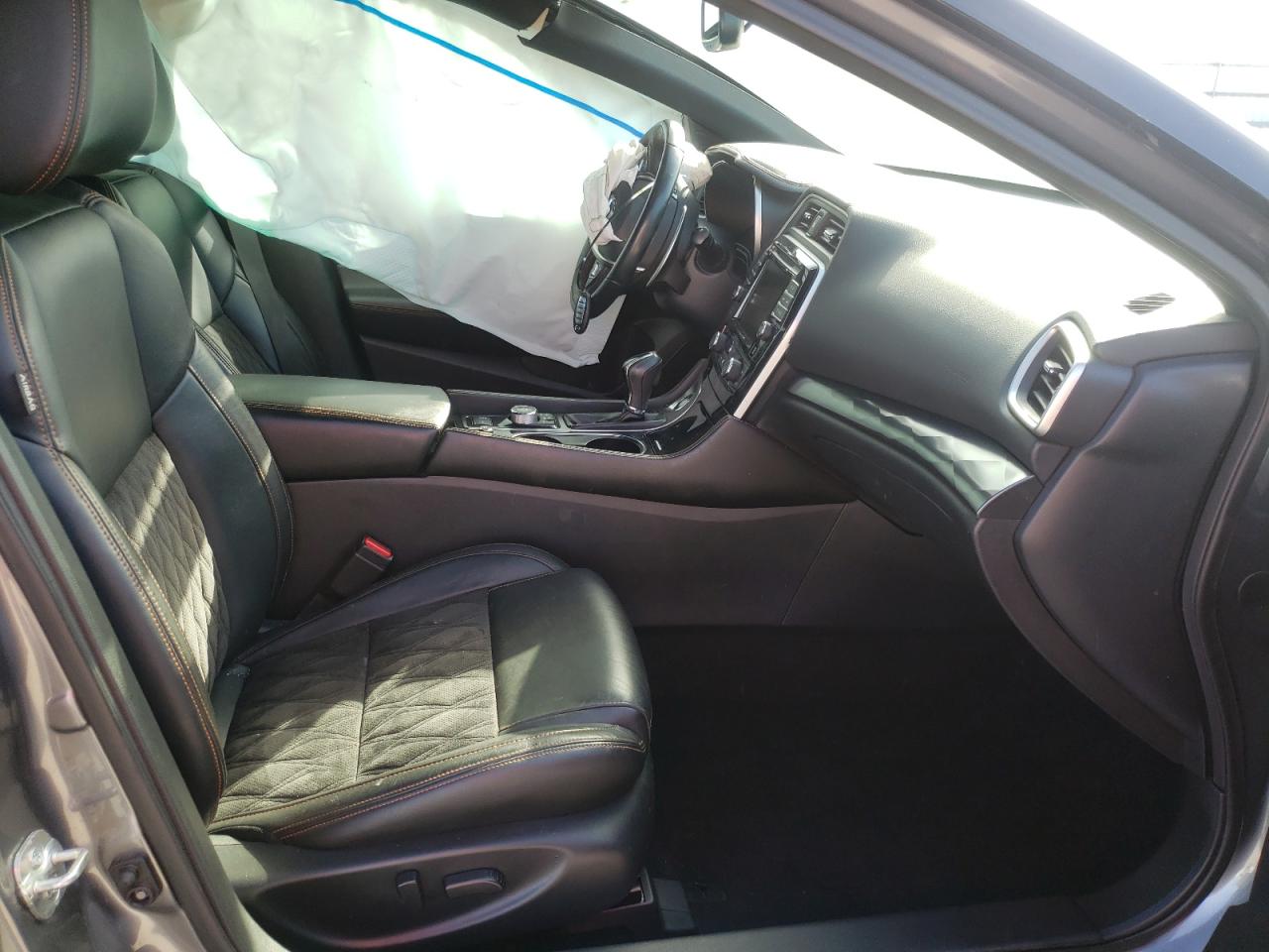 Photo 5 from auction – 2019 NISSAN MAXIMA S with VIN 1N4AA6AV5KC379941