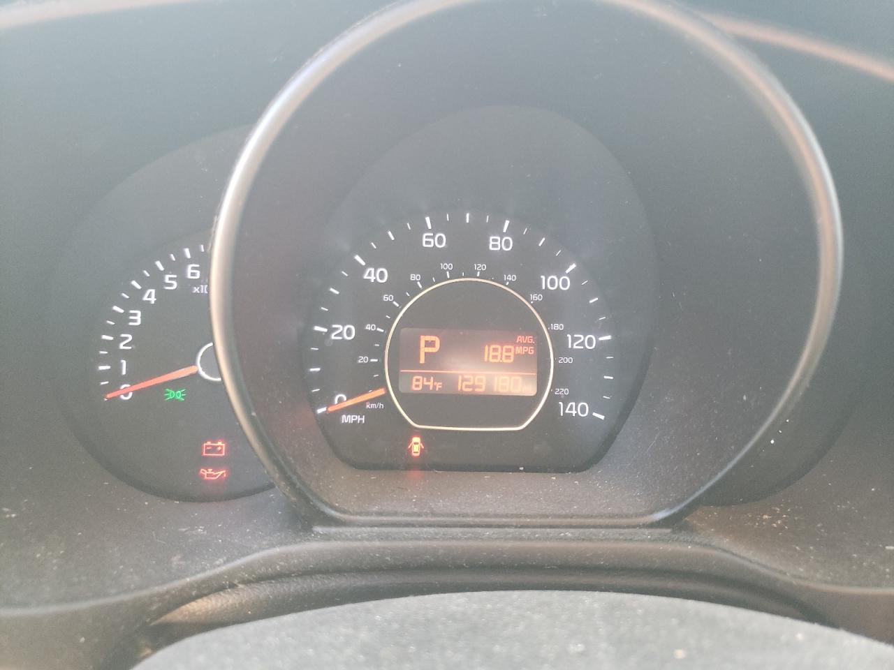 Photo 8 from auction – 2015 KIA SOUL with VIN KNDJN2A23F7236157