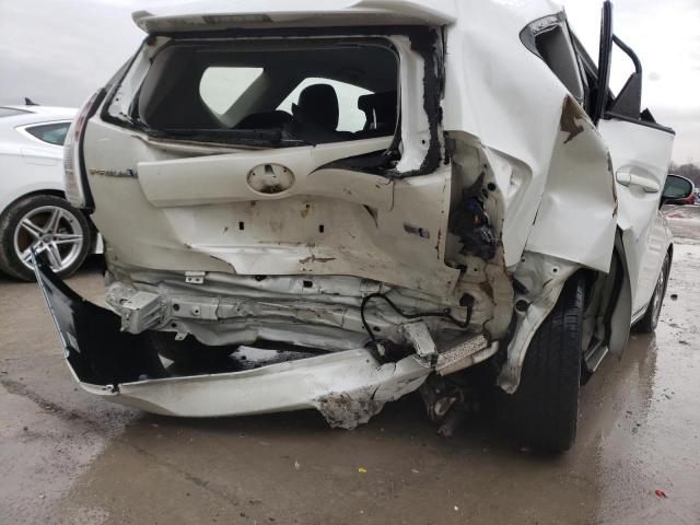Photo 9 from auction – 2016 TOYOTA PRIUS V with VIN JTDZN3EU6GJ047771