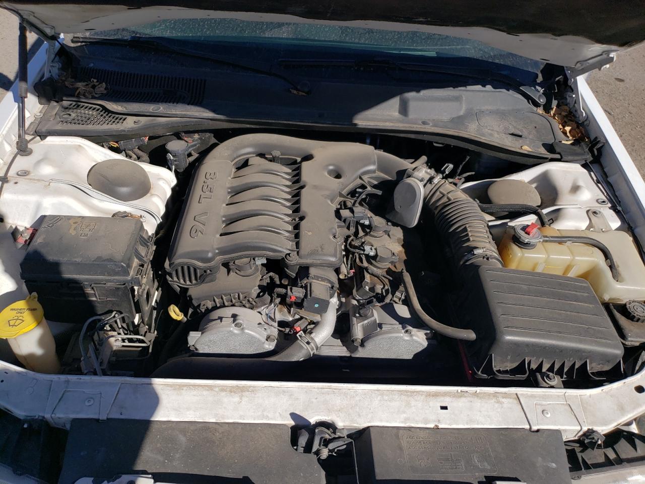 Photo 7 from auction – 2010 CHRYSLER 300 TOURIN with VIN 2C3CA5CV2AH264658