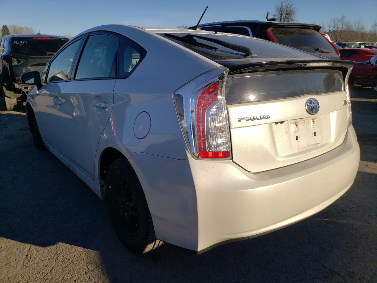 Photo 3 from auction – 2015 TOYOTA PRIUS with VIN JTDKN3DU2F0431974