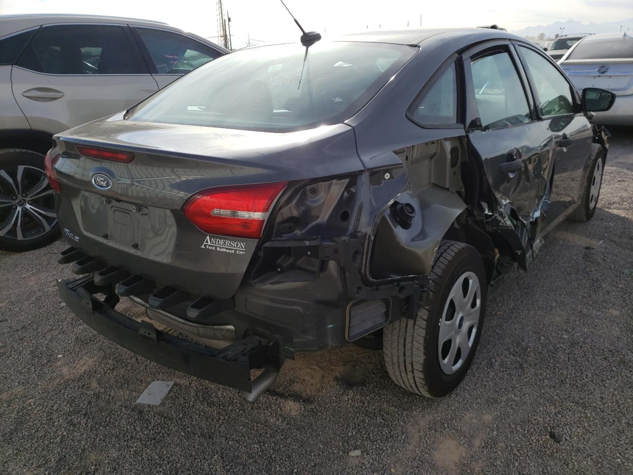 Photo 4 from auction – 2018 FORD FOCUS S with VIN 1FADP3E2XJL260954