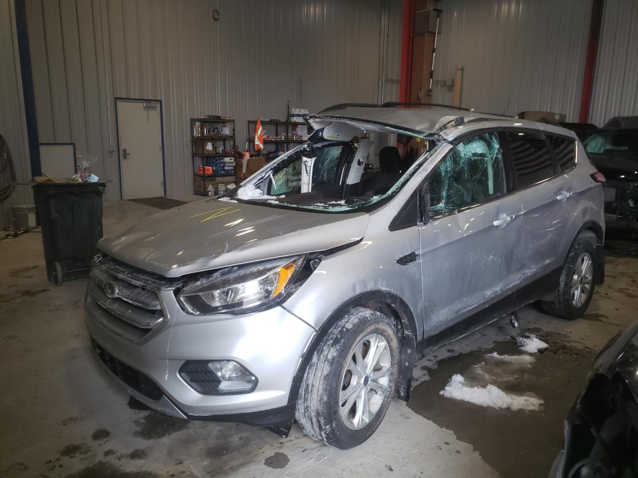 Photo 2 from auction – 2018 FORD ESCAPE SE with VIN 1FMCU9GD8JUC68069