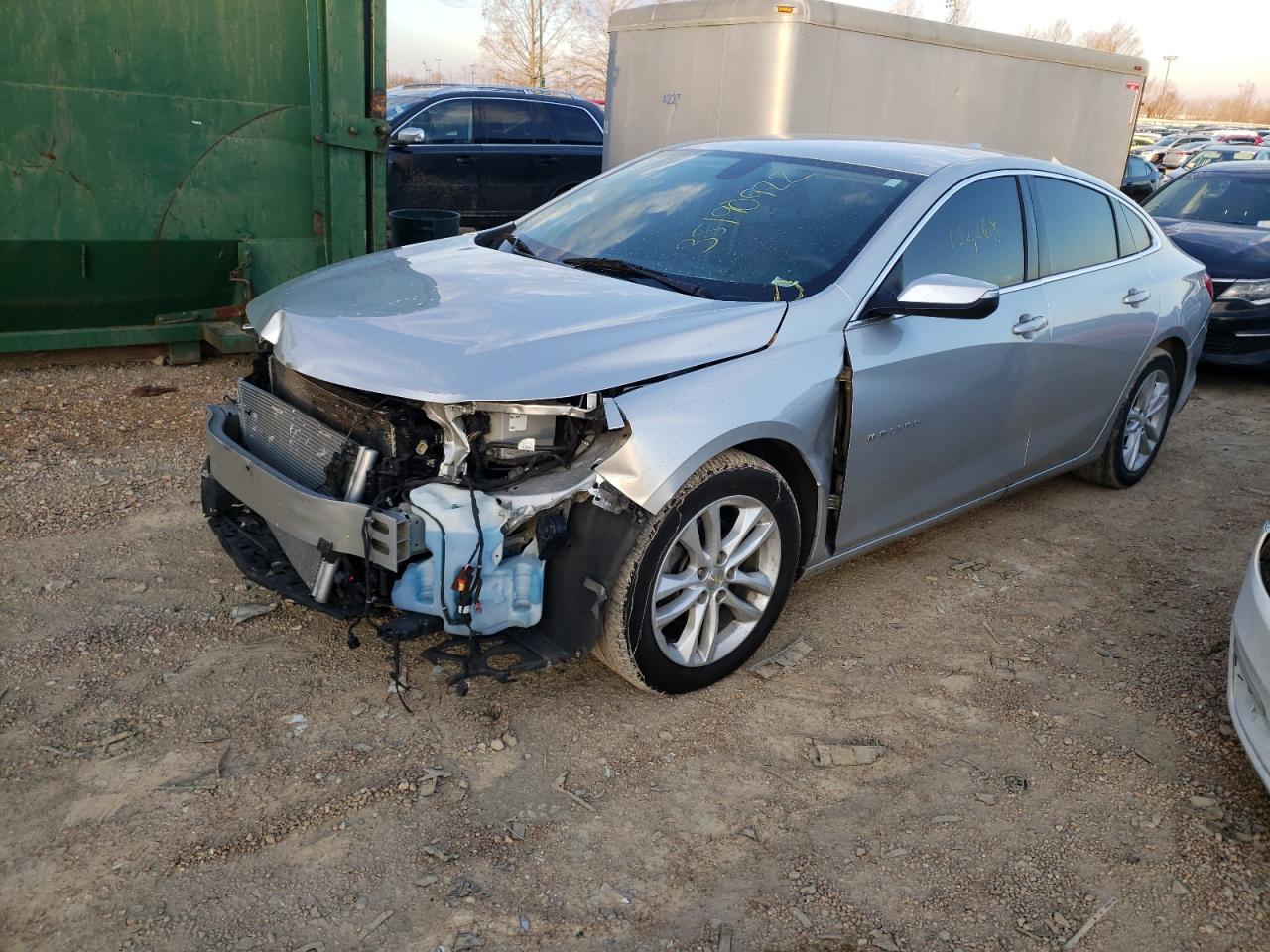 Photo 2 from auction – 2016 CHEVROLET MALIBU LT with VIN 1G1ZE5ST2GF288374