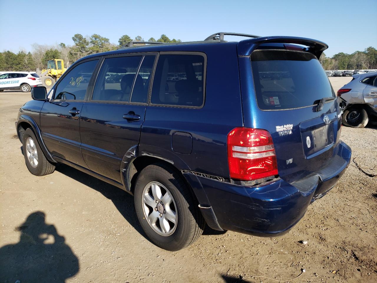 Photo 3 from auction – 2003 TOYOTA HIGHLANDER with VIN JTEGF21A130075967