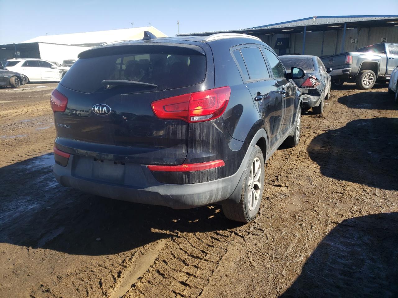 Photo 4 from auction – 2015 KIA SPORTAGE L with VIN KNDPBCAC7F7687108