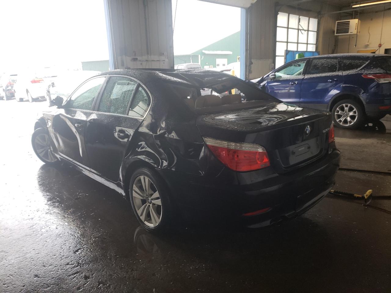 Photo 3 from auction – 2010 BMW 528 XI with VIN WBANV1C50AC443007
