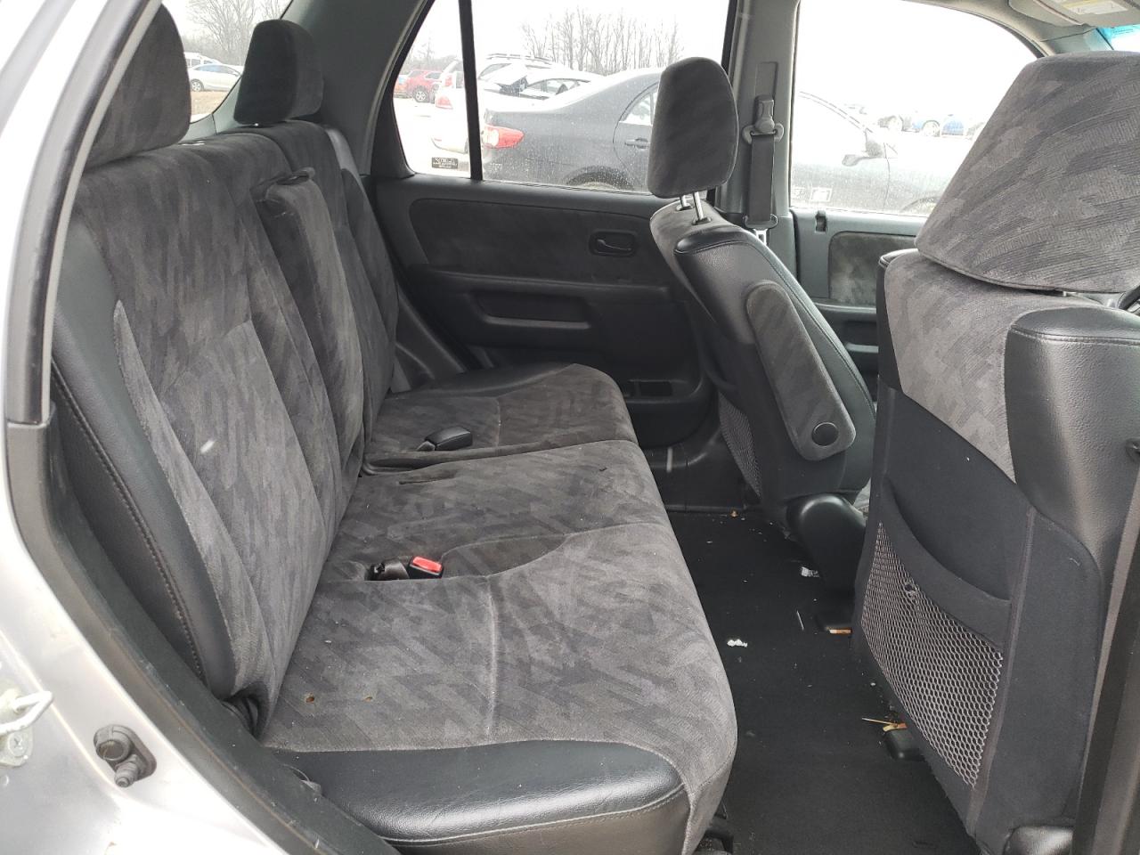 Photo 6 from auction – 2004 HONDA CR-V EX with VIN JHLRD788X4C046490