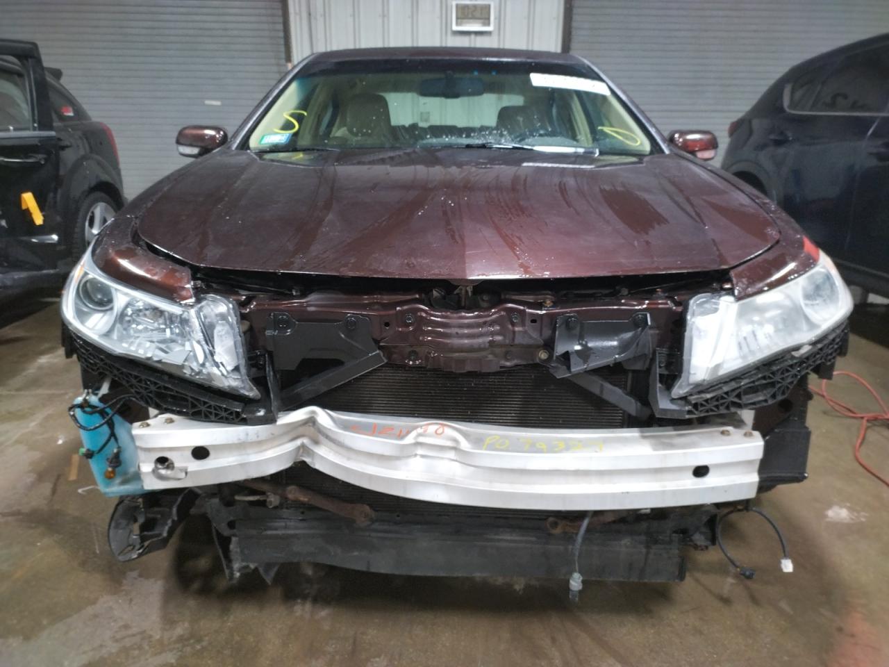 Photo 9 from auction – 2011 ACURA TL with VIN 19UUA8F20BA000858