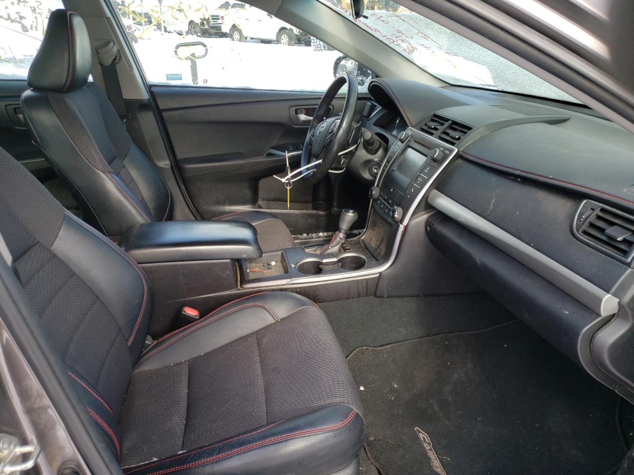 Photo 5 from auction – 2017 TOYOTA CAMRY LE with VIN 4T1BF1FK0HU617646