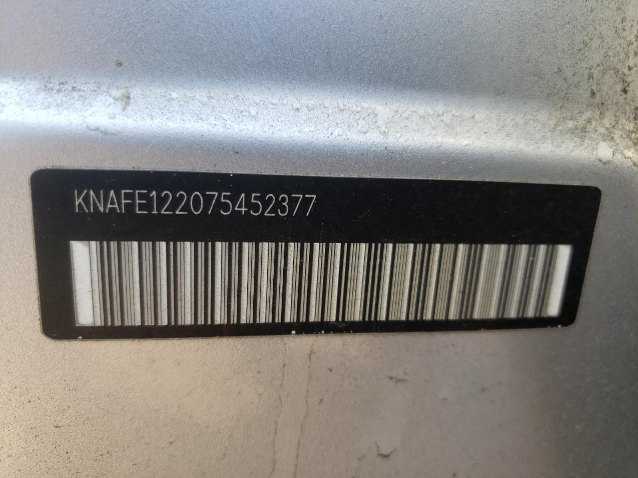 Photo 10 from auction – 2007 KIA SPECTRA EX with VIN KNAFE122075452377