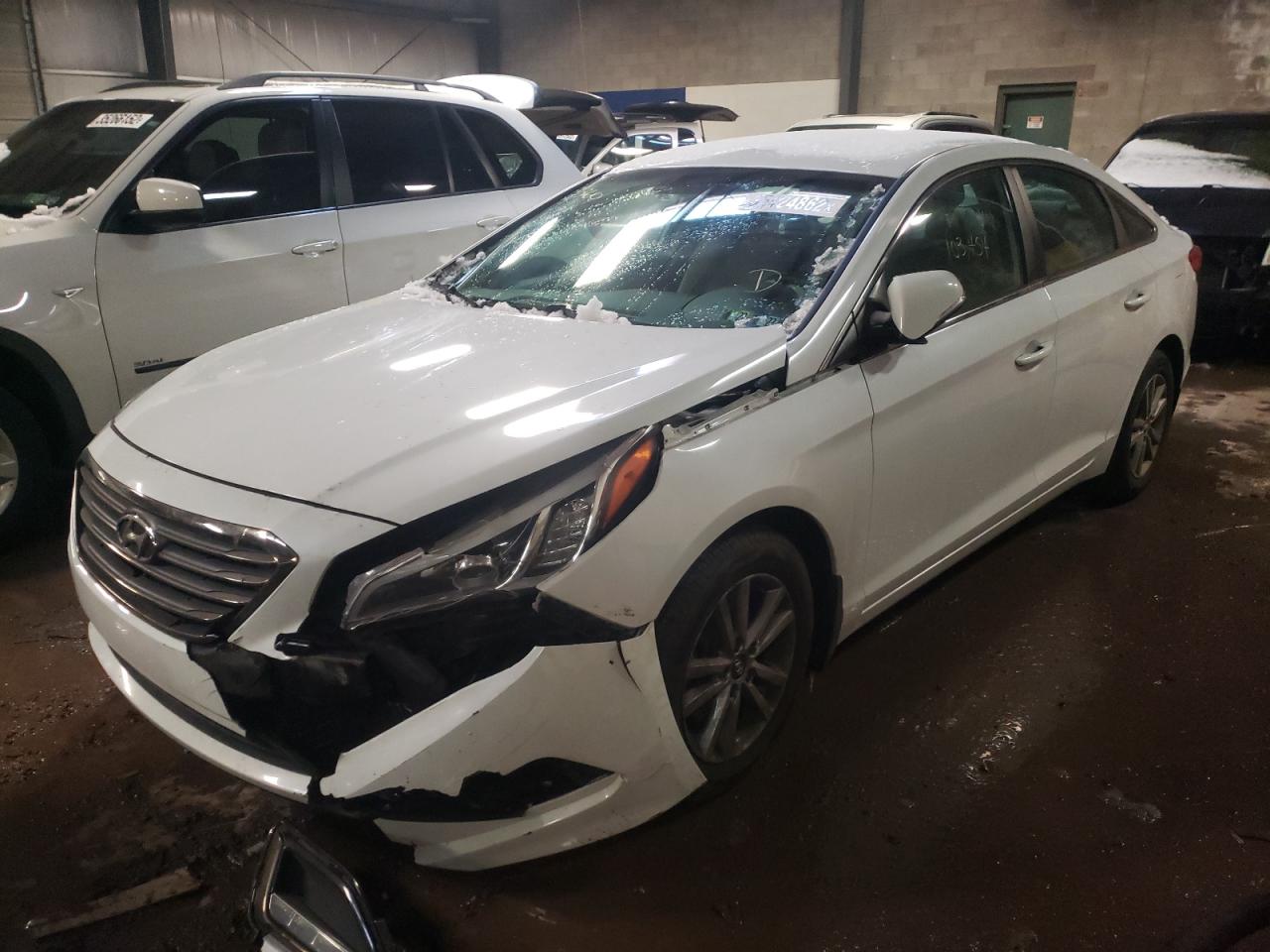 Photo 2 from auction – 2016 HYUNDAI SONATA ECO with VIN 5NPE24AA5GH428187