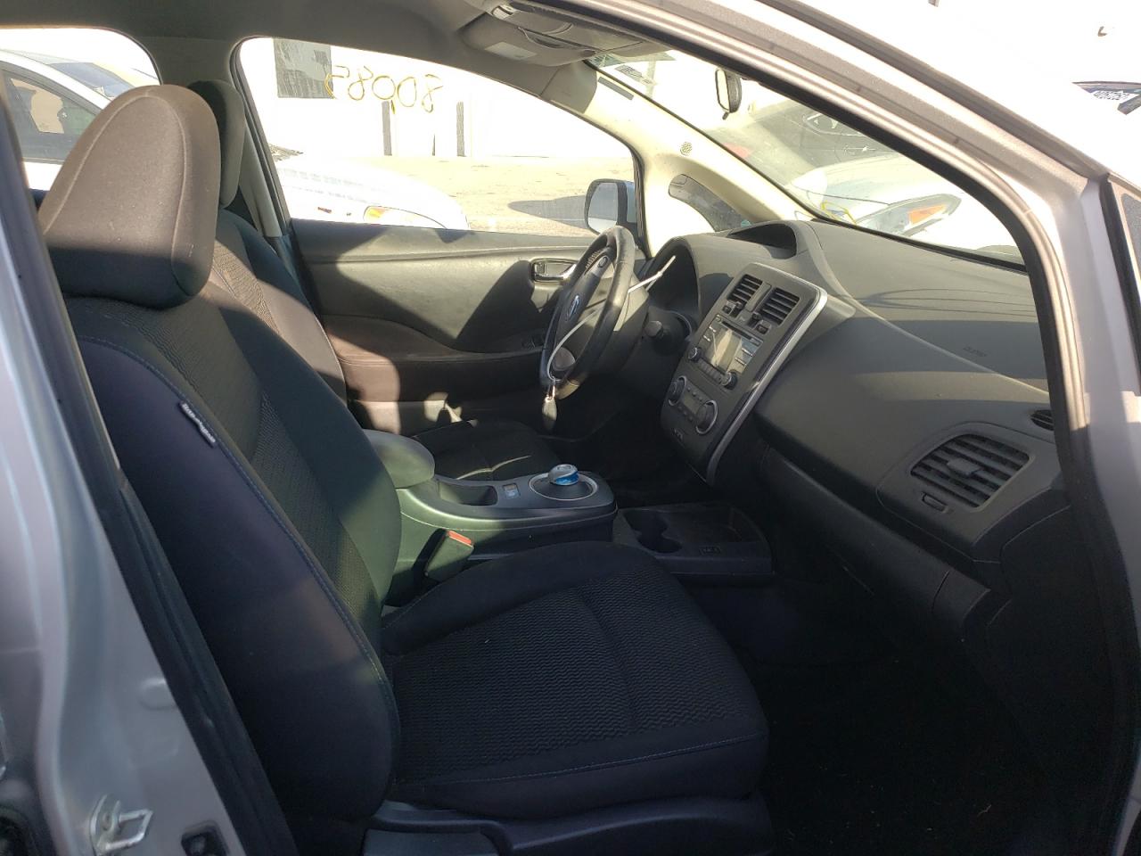Photo 5 from auction – 2014 NISSAN LEAF S with VIN 1N4AZ0CP0EC331708