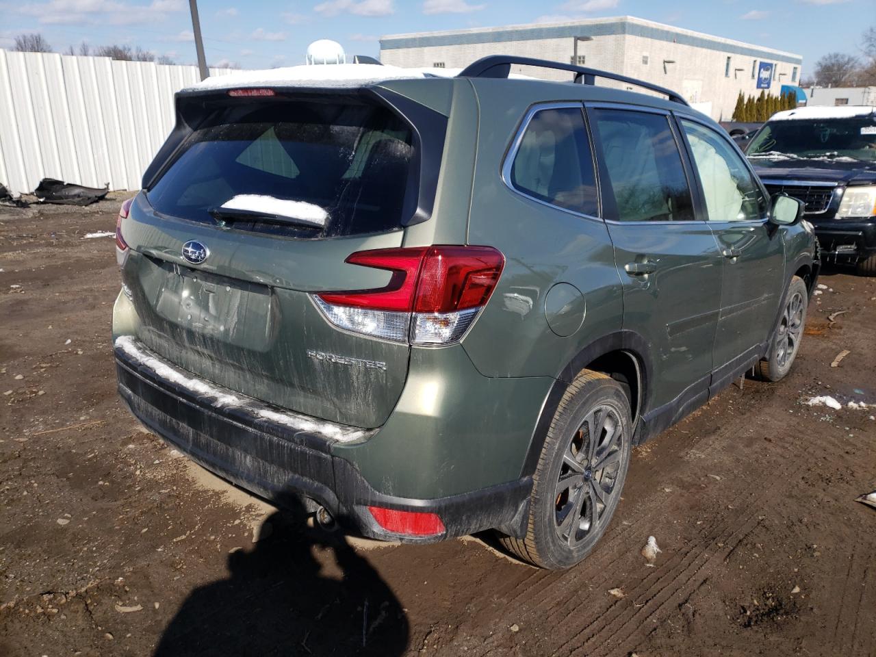Photo 4 from auction – 2021 SUBARU FORESTER L with VIN JF2SKASC4MH474946