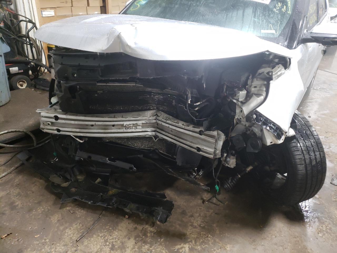 Photo 9 from auction – 2013 FORD EXPLORER L with VIN 1FM5K7F87DGA55169