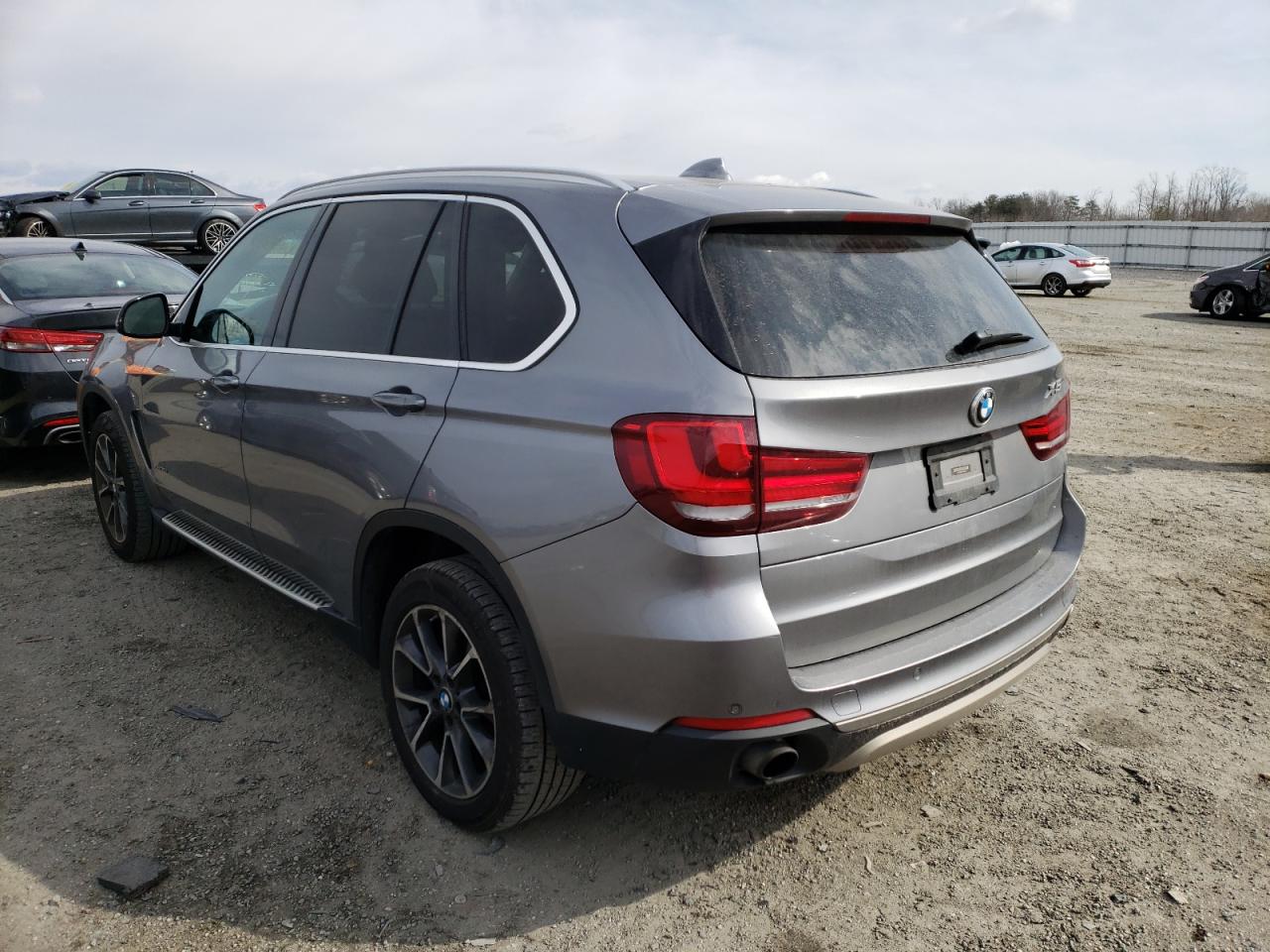 Photo 3 from auction – 2015 BMW X5 XDRIVE3 with VIN 5UXKR0C5XF0K65635