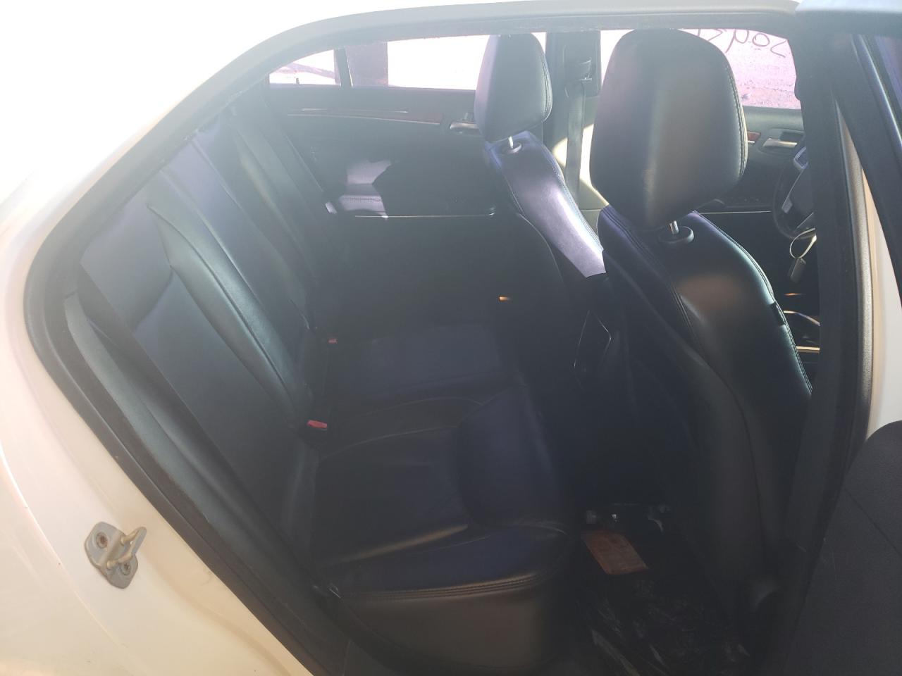 Photo 6 from auction – 2012 CHRYSLER 300 LIMITE with VIN 2C3CCACGXCH191451
